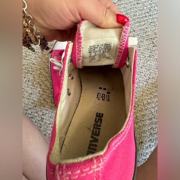 Converse All Star Chuck Taylor Women’s Size 6 Low Top Canvas Sneaker Pink - Picture 4 of 5